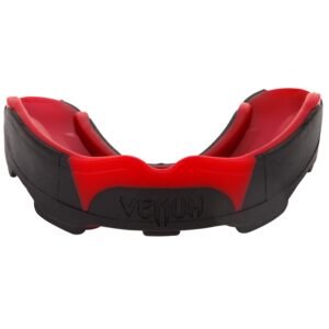 "Venum" dantų apsauga predator Black/Red