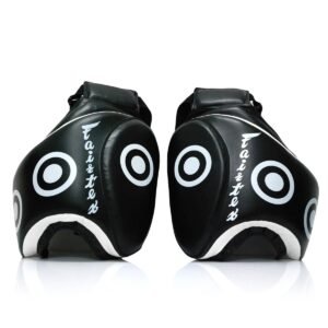 "Fairtex" trenerio kojų apsaugos black